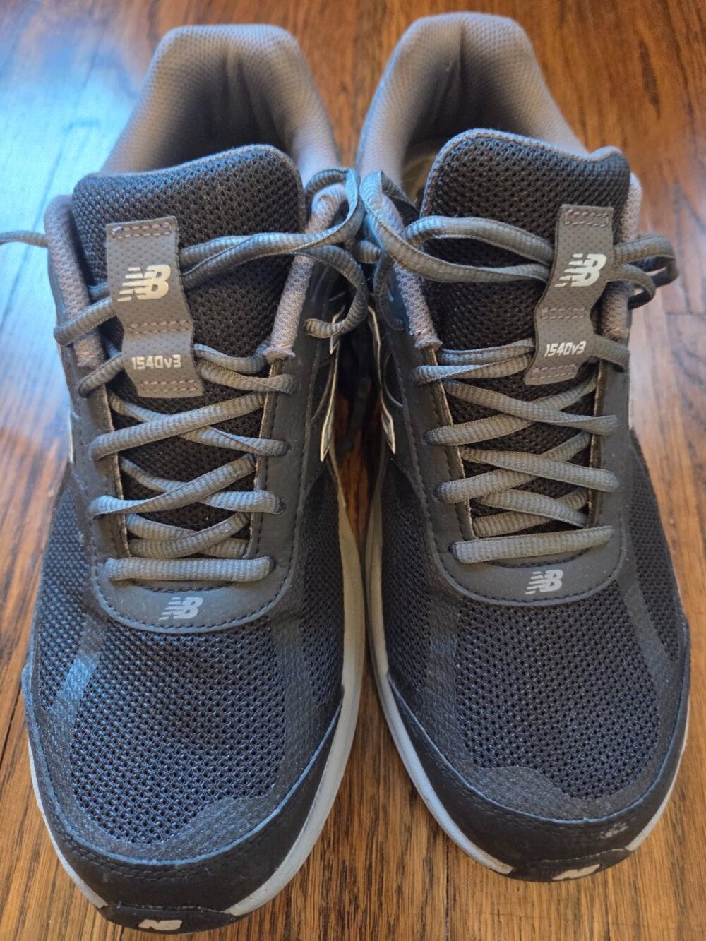 New Balance 1540v3 - 10 D - Excellent Condition